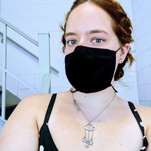 Meet your Posher, Cait